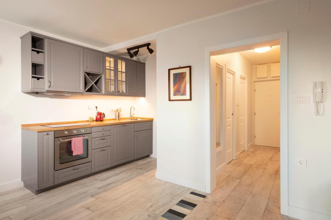 Paha-Paha Modern Apartment With Sea View, Fast Wi-Fi, And Free Parking! Rijeka Luaran gambar